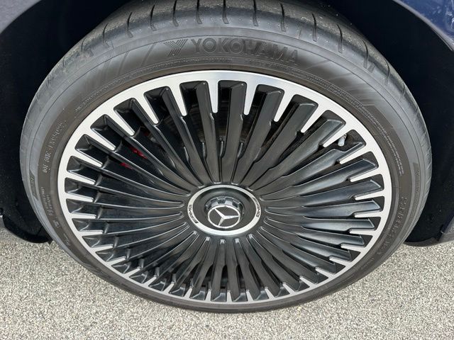 2024 Mercedes-Benz AMG® EQS Base — photo 8 of 50