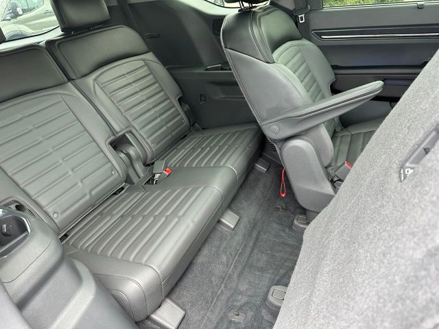 2024 Kia EV9 Land — photo 15 of 38