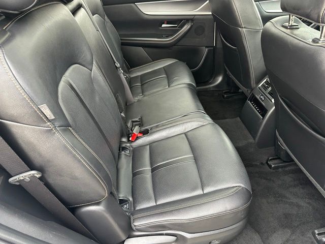 2025 Mazda CX-90 3.3 Turbo Premium — photo 10 of 34