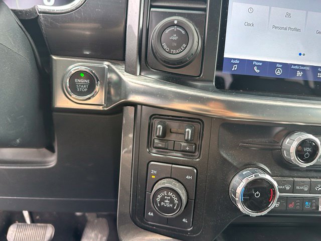 2023 Ford F-150 Lariat — photo 18 of 27