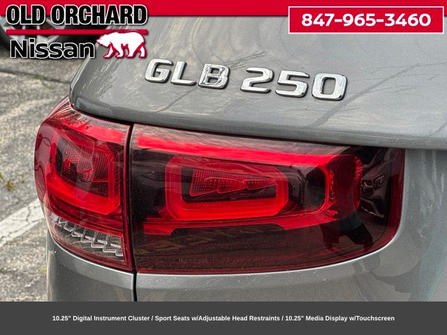 2023 Mercedes-Benz GLB GLB 250 — photo 10 of 25