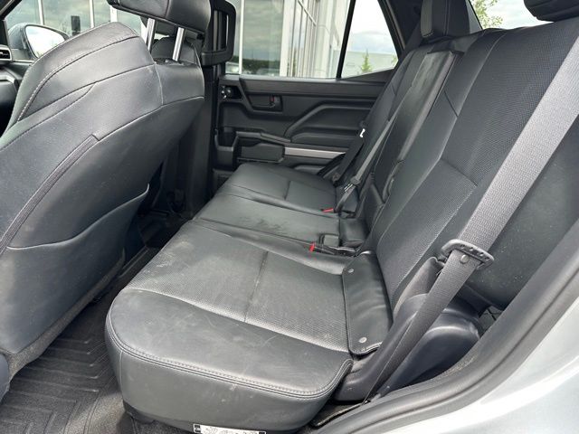 2025 Toyota 4Runner TRD Off-Road Premium — photo 14 of 30