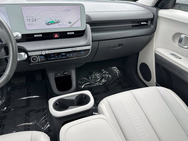 2022 Hyundai IONIQ 5 Limited — photo 20 of 41