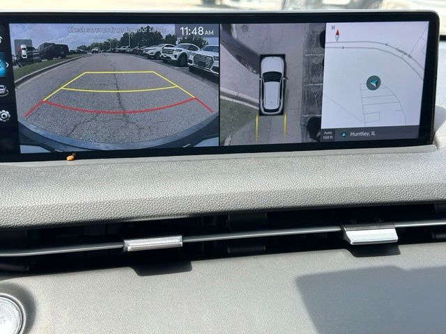 2025 Genesis GV70 2.5T — photo 28 of 34
