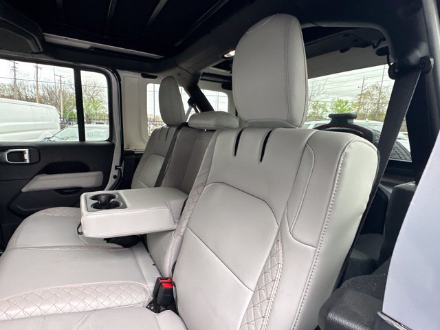 2023 Jeep Wrangler Sahara 4xe — photo 13 of 19