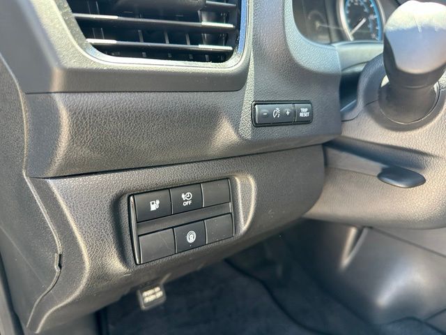 2025 Nissan Leaf S — photo 16 of 24