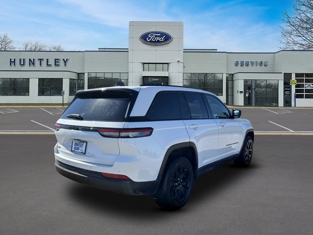 2024 Jeep Grand Cherokee Altitude X — photo 5 of 23