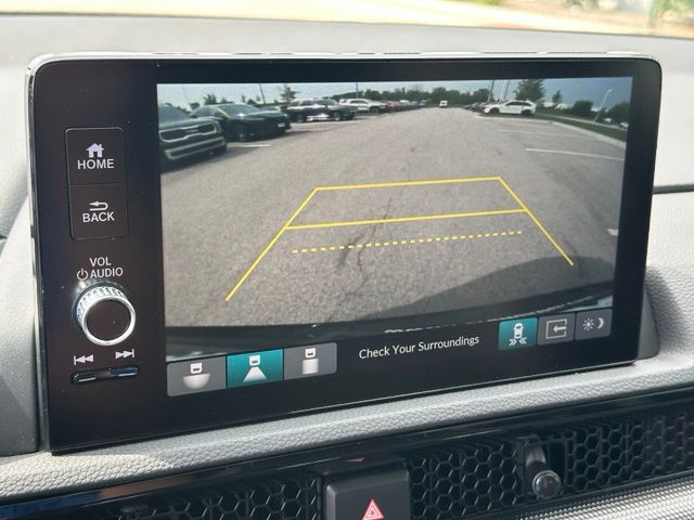 2024 Honda CR-V Hybrid Sport Touring — photo 29 of 32