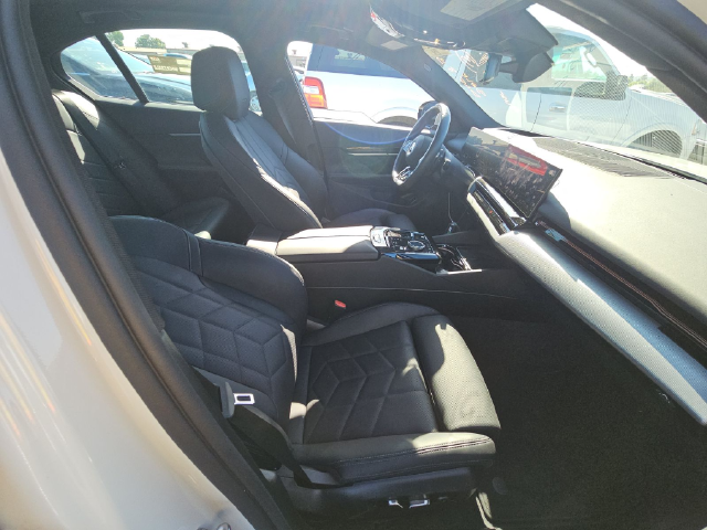 2026 BMW 5 Series 530i xDrive — photo 6 of 9