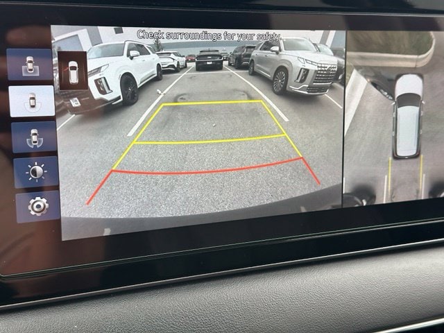 2021 Hyundai Palisade Limited — photo 31 of 41