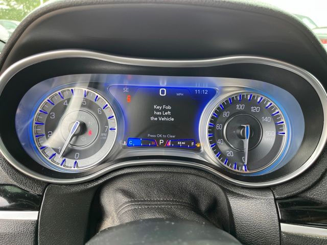 2021 Chrysler 300 S — photo 26 of 26