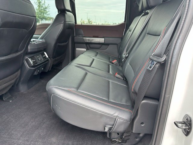 2023 Ford F-150 Lariat — photo 10 of 23