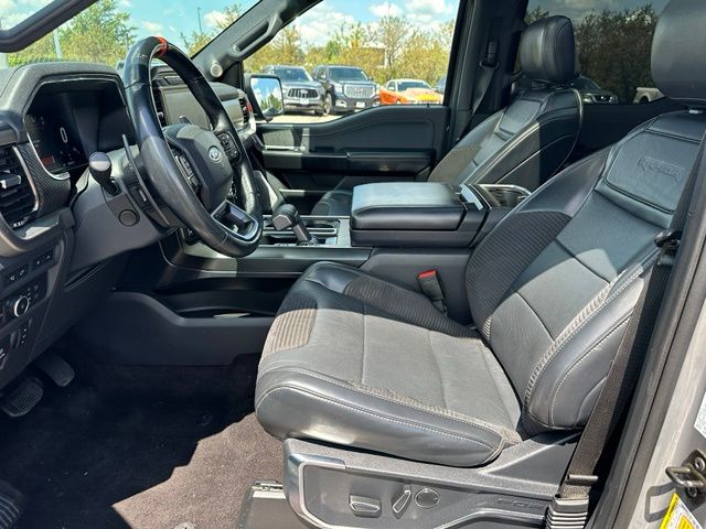 2021 Ford F-150 Raptor — photo 15 of 33