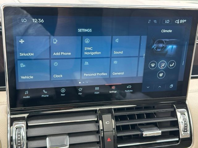 2022 Lincoln Navigator L Reserve — photo 29 of 37