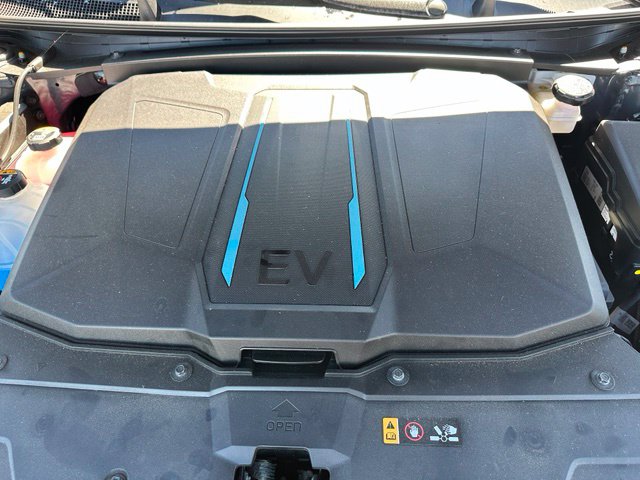 2023 Hyundai IONIQ 5 Limited — photo 9 of 35