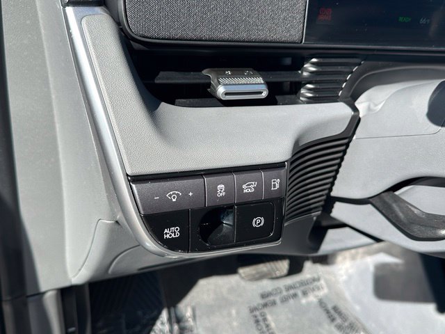 2025 Hyundai IONIQ 5 SEL — photo 20 of 29