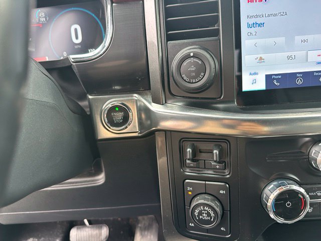 2023 Ford F-150 Lariat — photo 16 of 26