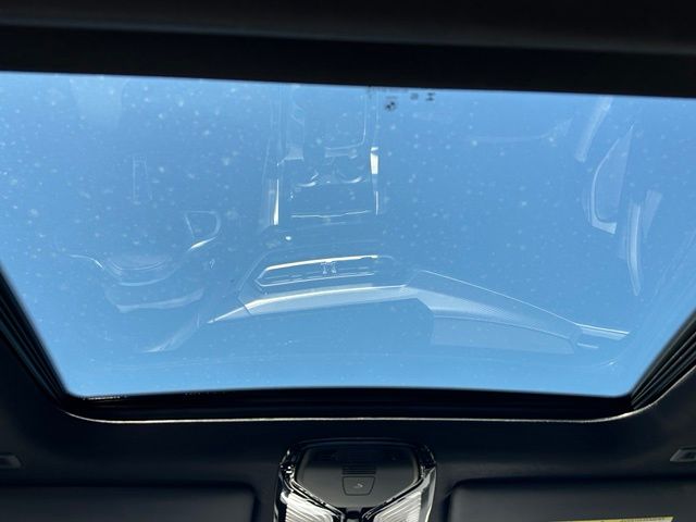 2023 BMW i4 M50 — photo 17 of 29