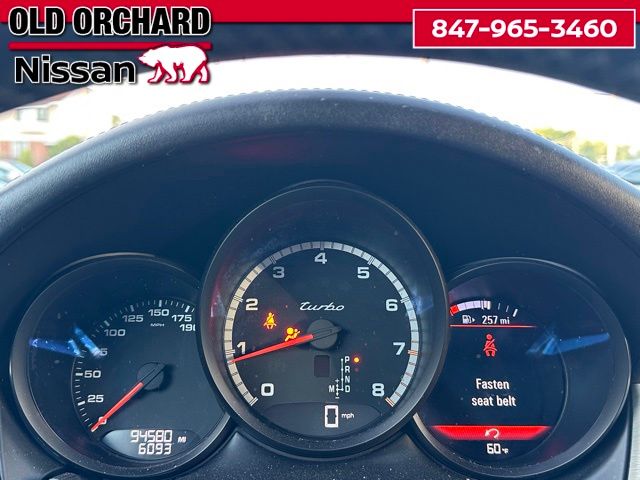 2020 Porsche Macan Turbo — photo 21 of 22