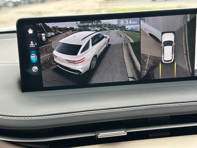 2025 Genesis GV70 3.5T Sport — photo 33 of 41
