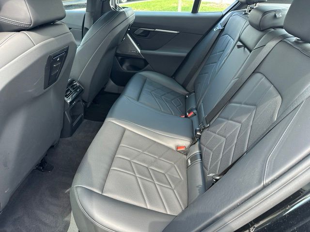2025 BMW 5 Series 530i xDrive — photo 12 of 27