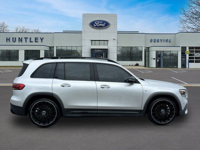 2023 Mercedes-Benz GLB GLB 35 AMG® — photo 4 of 37