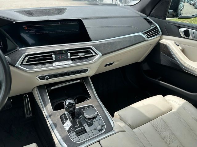 2022 BMW X5 xDrive45e — photo 18 of 46