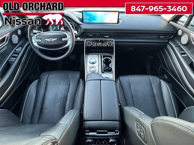 2023 Genesis GV80 2.5T — photo 17 of 23