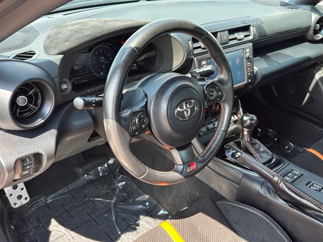 2023 Toyota GR86 10th Anniversary Special Edition — photo 15 of 28