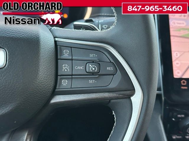 2023 Jeep Grand Cherokee L Limited — photo 20 of 22