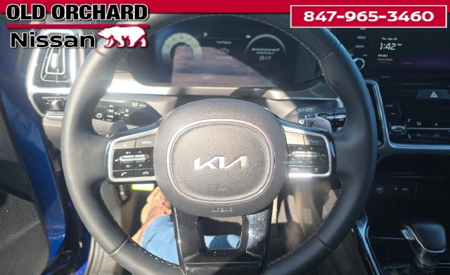 2023 Kia Sorento SX Prestige — photo 10 of 11