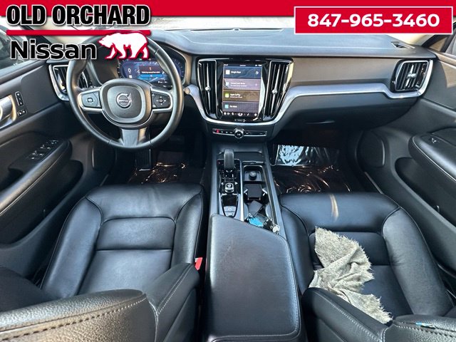 2024 Volvo S60 B5 Core Dark Theme — photo 18 of 24