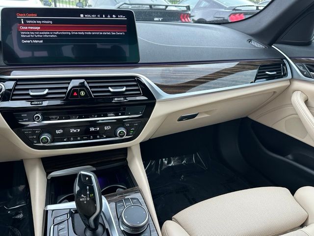 2023 BMW 5 Series 530i xDrive — photo 32 of 42