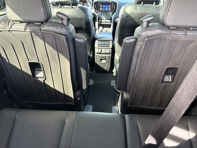 2021 Subaru Ascent Touring — photo 12 of 35