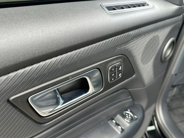 2024 Ford Mustang Ecoboost Premium — photo 15 of 25