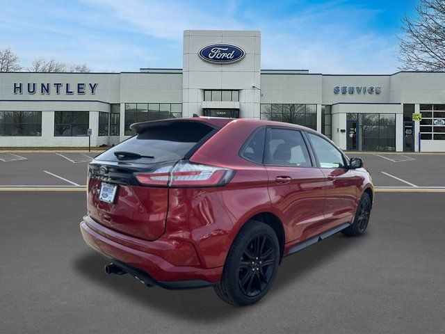 2023 Ford Edge ST-Line — photo 5 of 26
