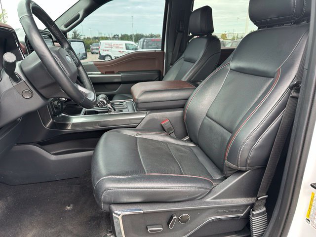 2023 Ford F-150 Lariat — photo 13 of 23