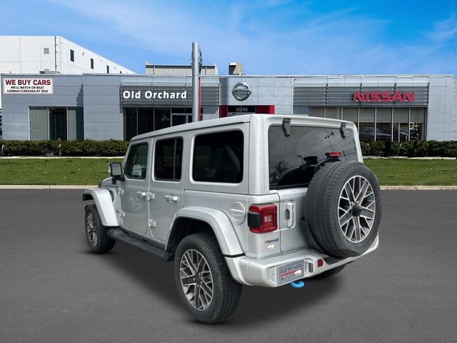 2023 Jeep Wrangler Sahara 4xe — photo 6 of 19