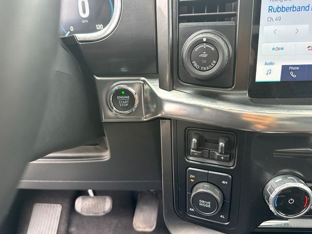 2023 Ford F-150 Lariat — photo 25 of 29