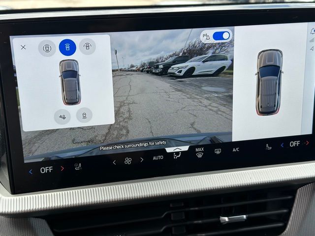 2025 Ford Explorer ST-Line — photo 25 of 31