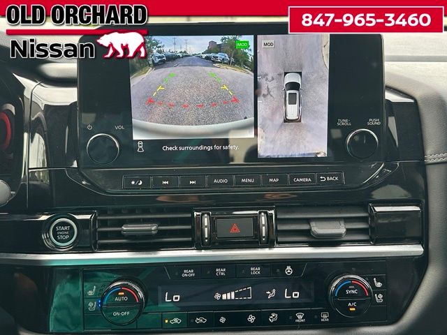 2022 Nissan Pathfinder Platinum — photo 18 of 20
