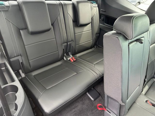 2023 Volkswagen Atlas SEL — photo 10 of 34