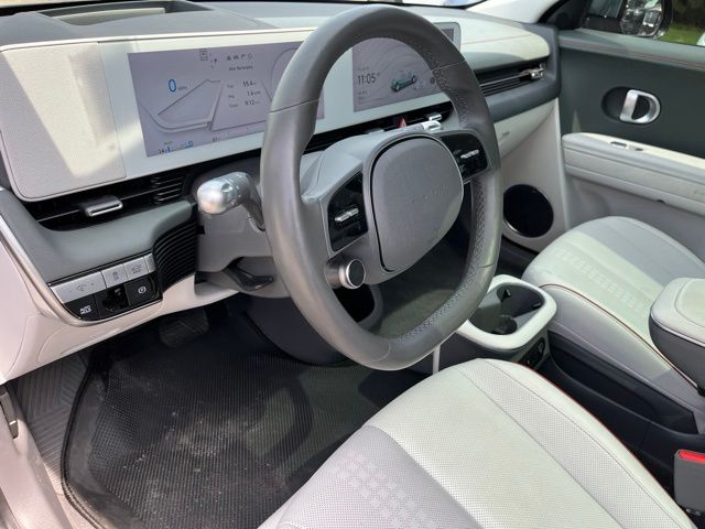 2023 Hyundai IONIQ 5 Limited — photo 23 of 35