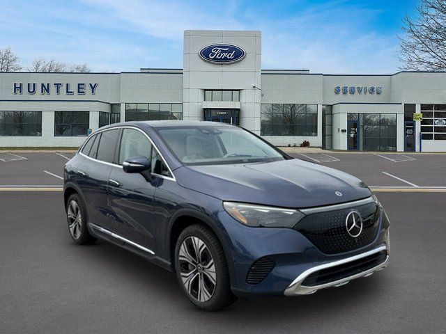 2023 Mercedes-Benz EQE 350 SUV — photo 4 of 31