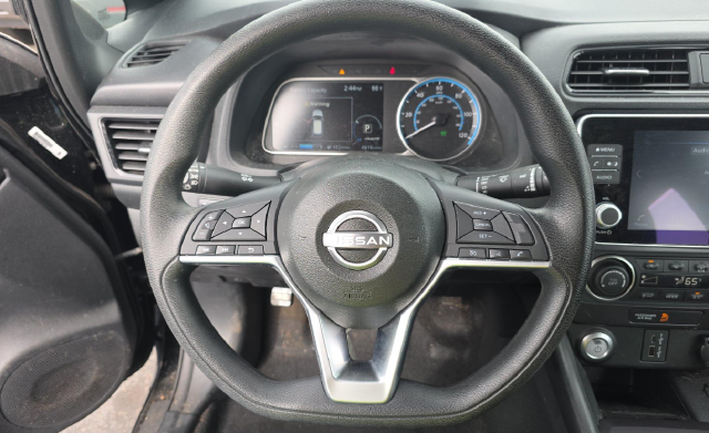 2025 Nissan Leaf S — photo 6 of 6