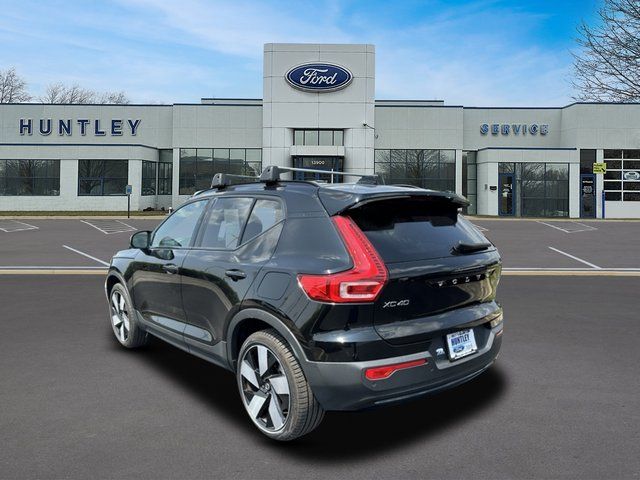2023 Volvo XC40 Recharge Pure Electric Ultimate — photo 6 of 26