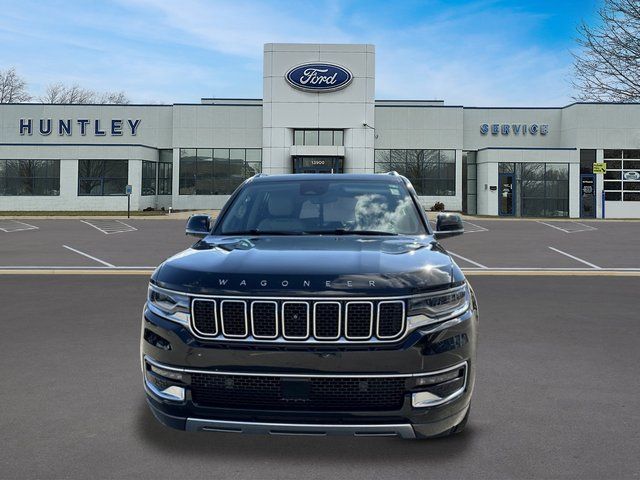 2022 Jeep Wagoneer Series III — photo 3 of 36