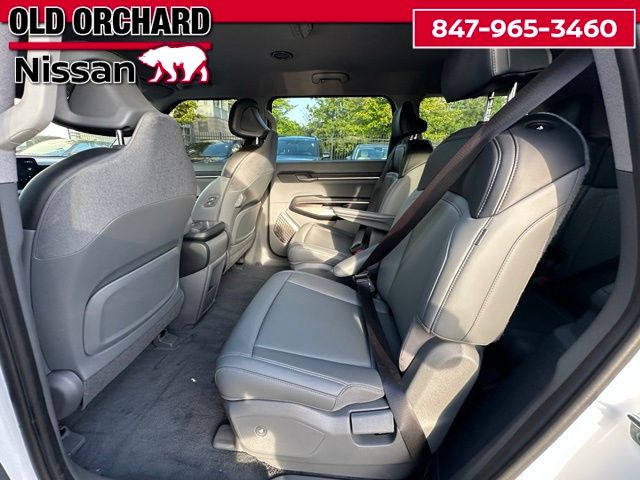 2024 Kia EV9 Light Long Range — photo 13 of 24
