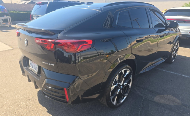 2025 BMW X2 xDrive28i — photo 3 of 6