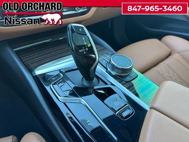 2023 BMW 5 Series 530i xDrive — photo 19 of 24